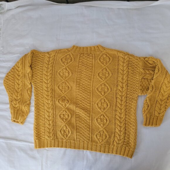 Mustard Yellow Cable Knit Sweater Pullover Vintage Limited Express   Size S - Picture 12 of 15